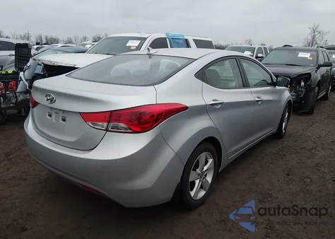 2013 Hyundai Elantra Gls/Limited from USA, damaged, VIN KMHDH4AE2DU645237